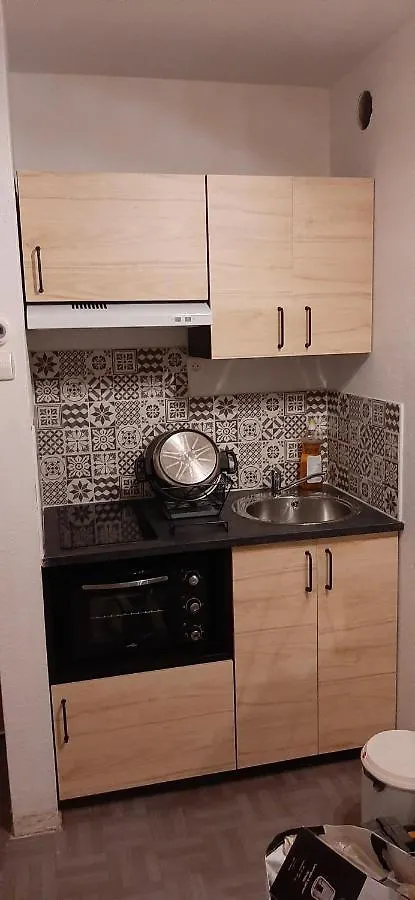 Apartment Studio Garrigues Greoux Les Bains Curistes Thalatherme