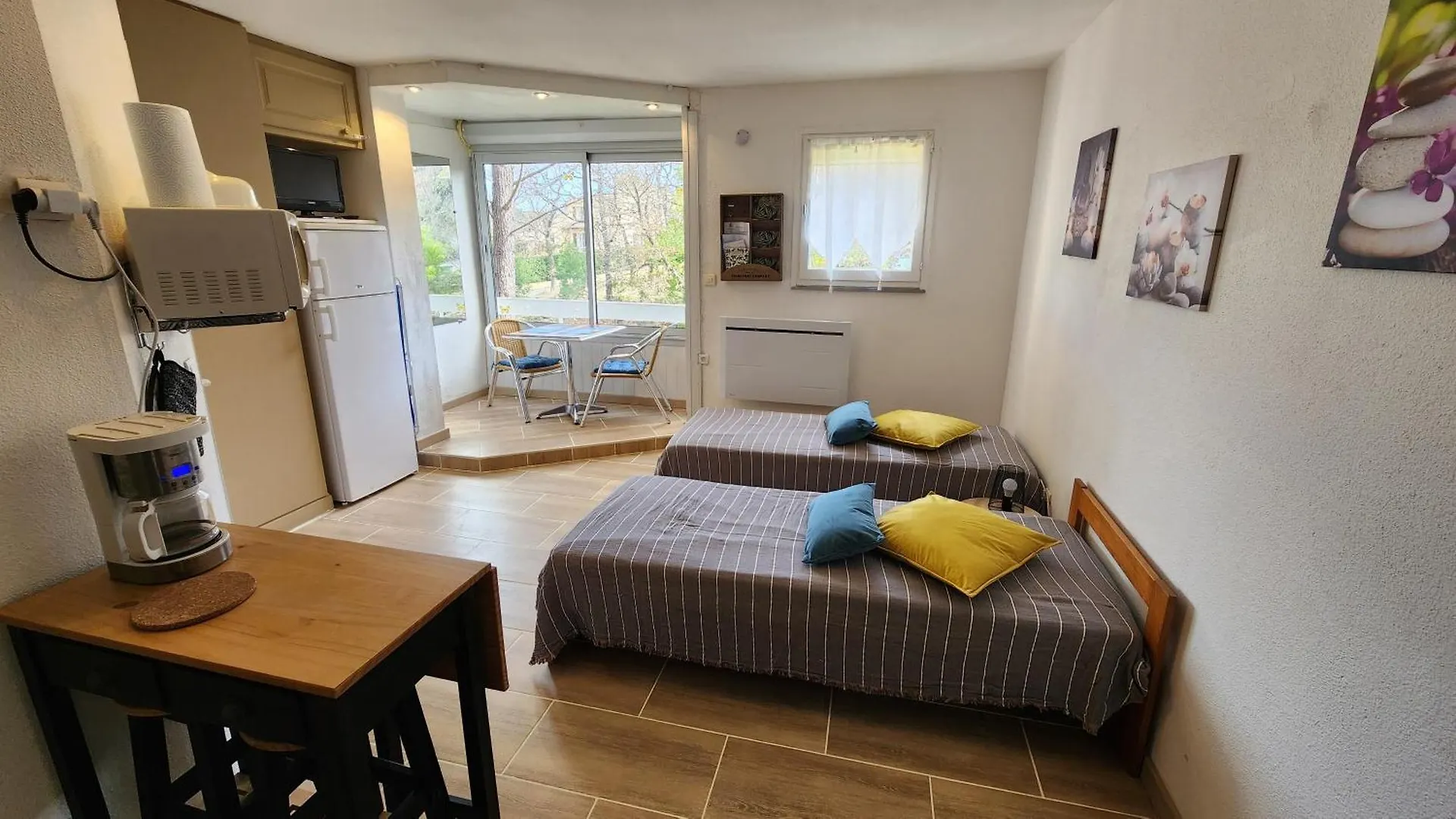 Studio Garrigues Greoux Les Bains Curistes Thalatherme France